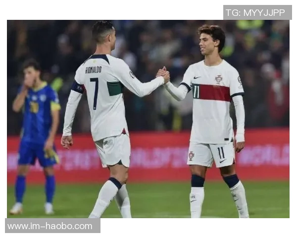 菲利克斯精准下底传中C罗门前接应却遗憾错失良机